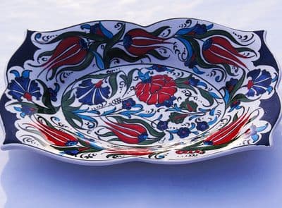 Tulip Border Ceramic Serving Dish