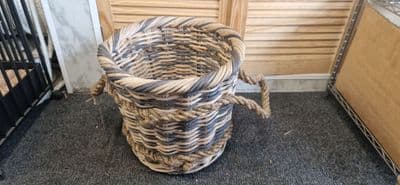basket medium  with rope handies