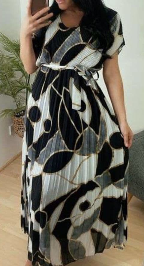 SUSANNA V-NECK PLEATED DRESS ROYAL BLACK