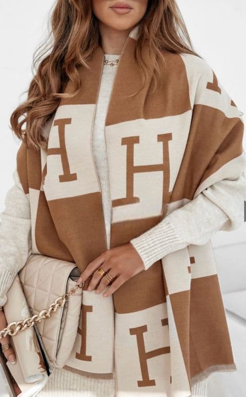 The H Scarf Camel & Cream