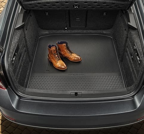 Superb III Estate Plastic Boot Mat