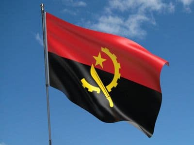 Angola Flag 5ft x 3ft