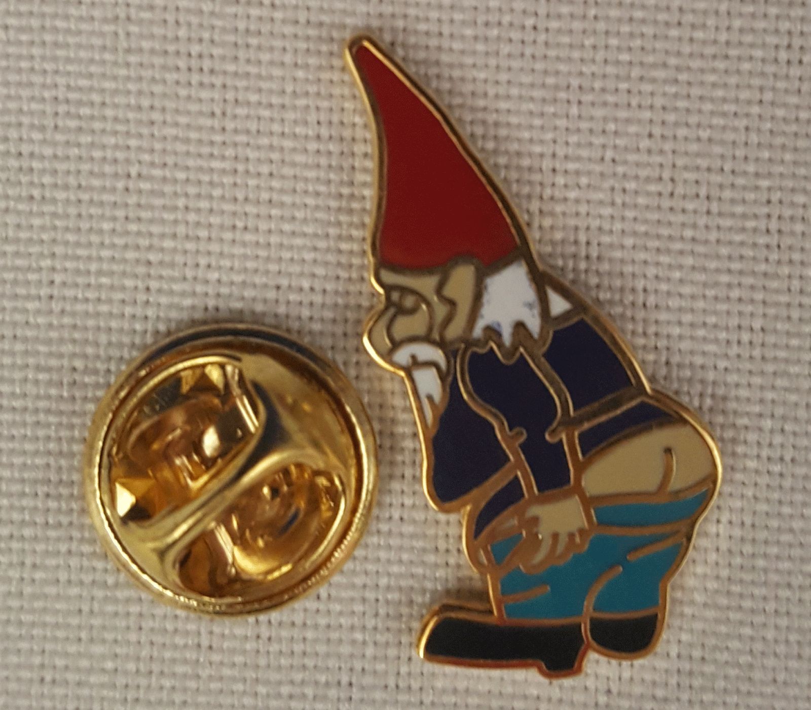 Comic Gnome Pin Badge | Buy Comic Gnome Pin Badge | NWFlags