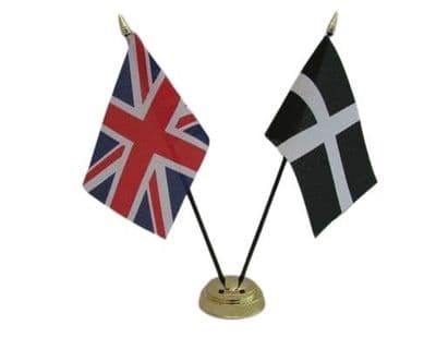 Cornwall with UK Friendship Table Flag