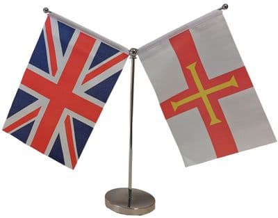 DELUXE Guernsey Friendship Table Flag - Chrome