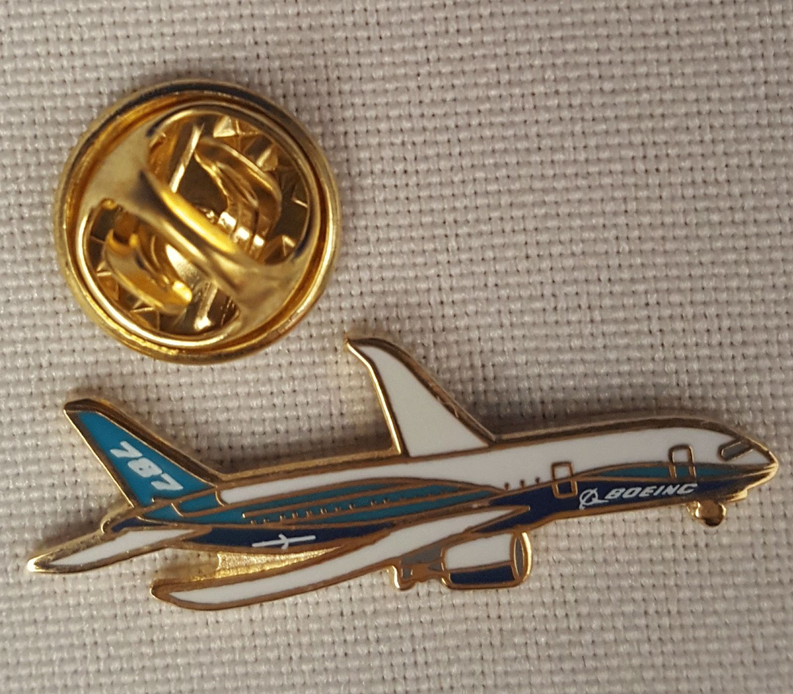 Dreamliner Aircraft Pin Badge | Buy Dreamliner Aircraft Pin Badge