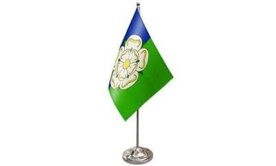 East Riding of Yorkshire Table Flag - Satin