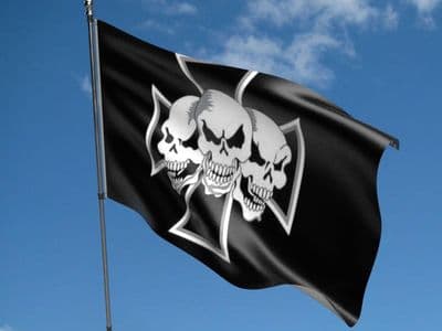 Iron Cross 3 Skulls Flag 5ft x 3ft