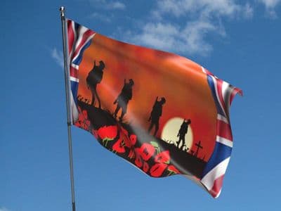 Lest We Forget 4 Soldiers Flag 5ft x 3ft
