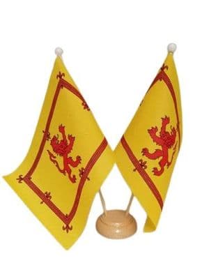 Scotland Lion Double Table Flag - Wood