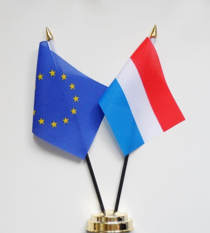 European Union and Netherlands Friendship Table Flag