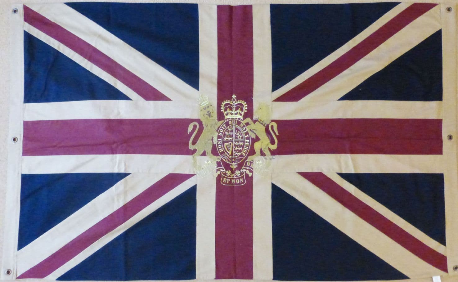 Hand Sewn Union Jack With Royal Crest Flag With 6 Eyelets 150cm x 100cm