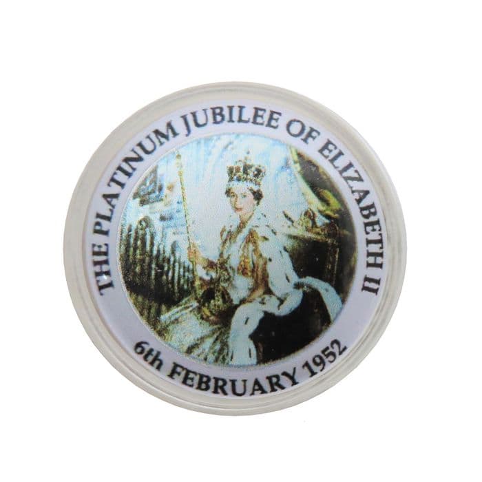 Queen Elizabeth II Platinum Jubilee 2022 Commemorative Pin Badge