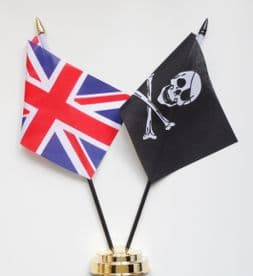 United Kingdom & Skull & Crossbones Friendship Table Flag