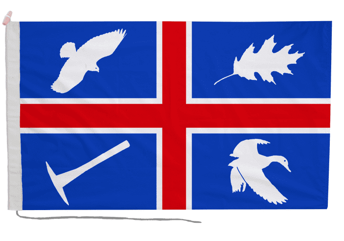 Wroxton Flag with Rope & Toggle