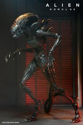 Alien Romulus Scorched Alien Action Figure PREORDER