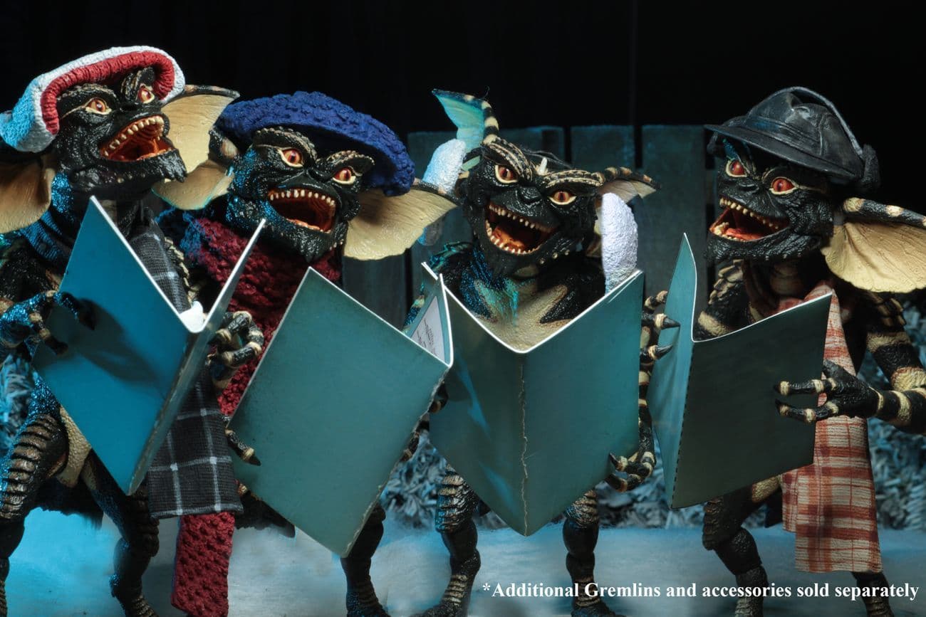 Gremlins Singing Christmas Carols 