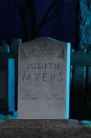 Halloween (2018) – 7″ Scale Action Figure – Ultimate Michael Myers