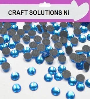 AA GRADE HOT FIX - CAPRI BLUE - RHINESTONES DIAMANTE GEMS 3mm (SS10) - 4mm (SS16) - 5mm (SS20) (1)