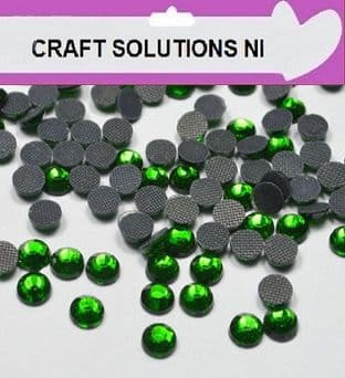 AA GRADE HOT FIX - GREEN - RHINESTONES DIAMANTE GEMS 3mm (SS10) - 4mm (SS16) - 5mm (SS20) (1)