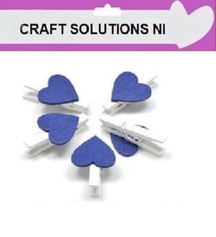 SMALL 30mm - WHITE WOODEN CRAFT PEGS WITH DARK BLUE COLOURED HEARTS