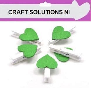 SMALL 30mm - WHITE WOODEN CRAFT PEGS WITH GREEN COLOURED HEARTS