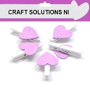 SMALL 30mm - WHITE WOODEN CRAFT PEGS WITH ORCHID COLOURED HEARTS