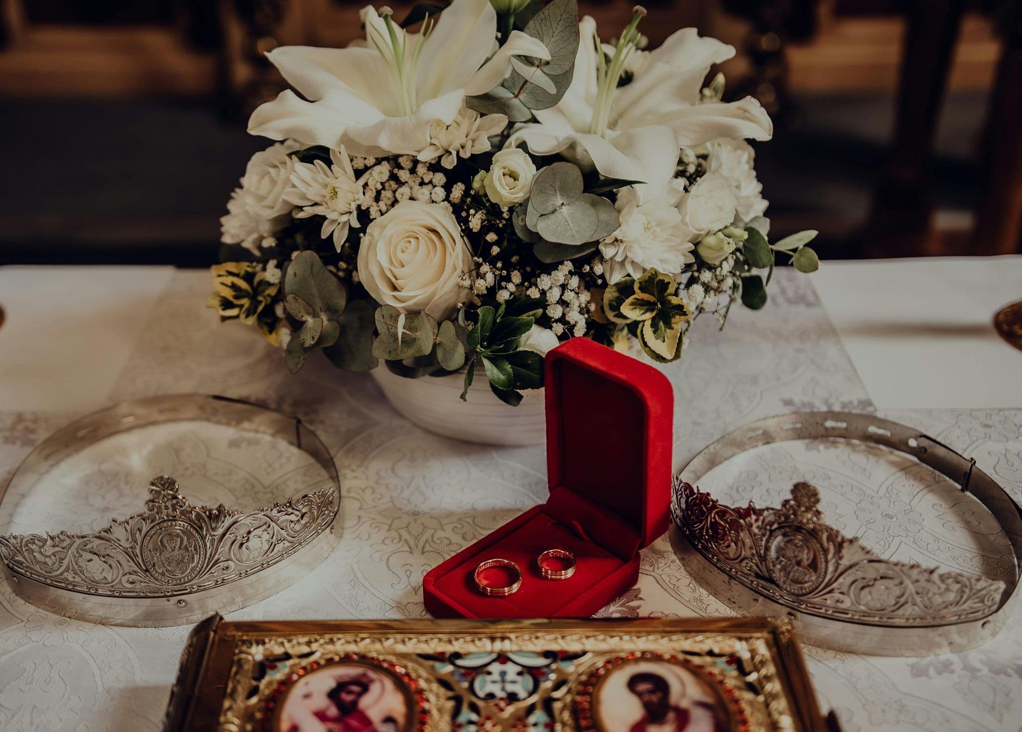 Wedding Anniversary  by year - Traditional  Chart