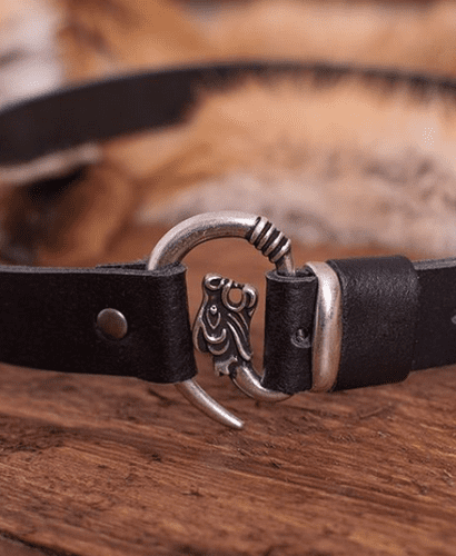 Black Leather Belt With Silver Wolf Head Buckle