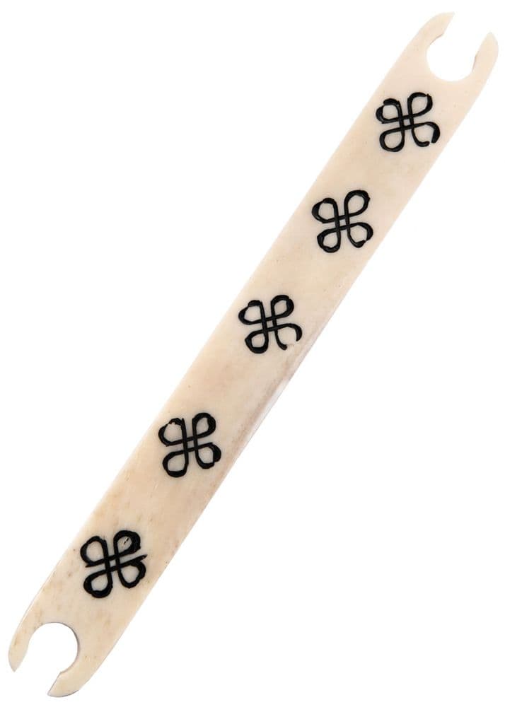 Bone Weaving Shuttle - Heraldic Knots