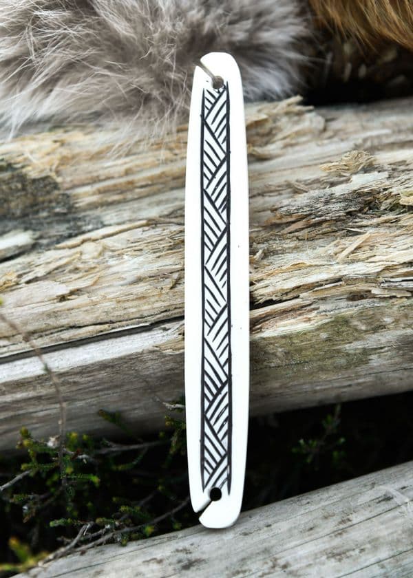 Bone Weaving Shuttle - Striped Design