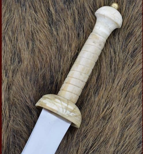 Gladiator Dagger With Bone Hilt