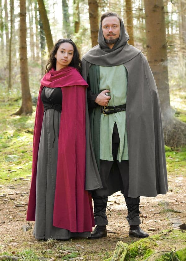 Hooded Cloak with Collar