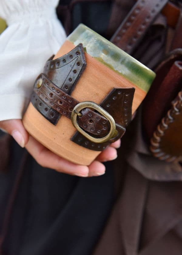 Horn Holder