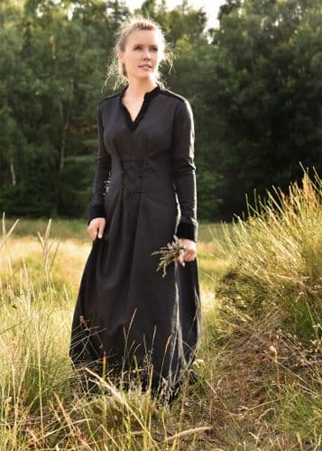 Medieval Dress with Velvet Detail-Black