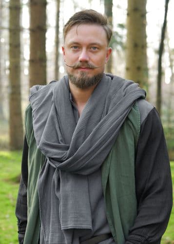 Medieval Shawl