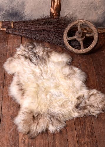 Nordic Sheepskin, Light Coloured