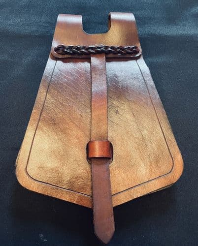 Norman style pouch