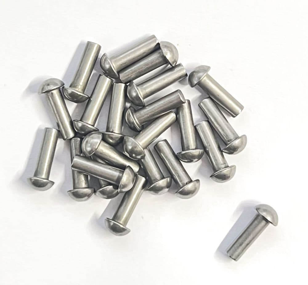 Pack of 25 16mm Steel Dome Head Rivets