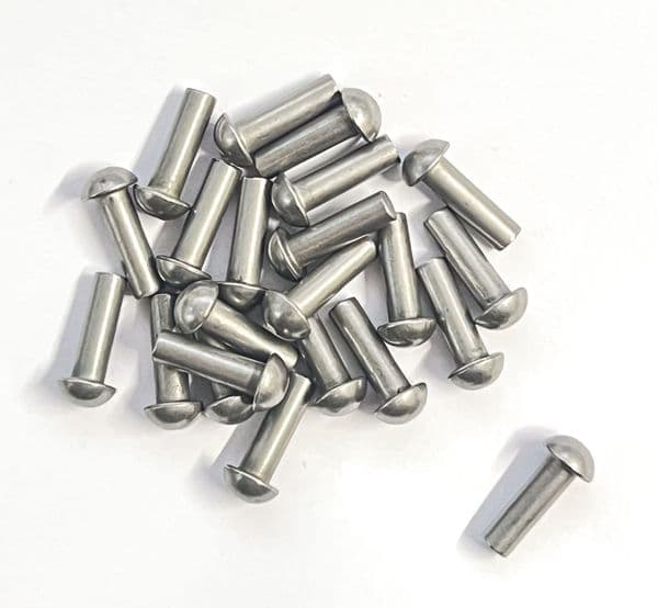 Pack of 25 16mm Steel Dome Head Rivets