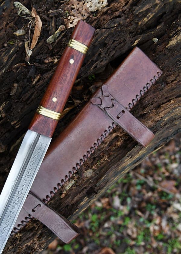 Seax of Beagnoth with Leather Sheath