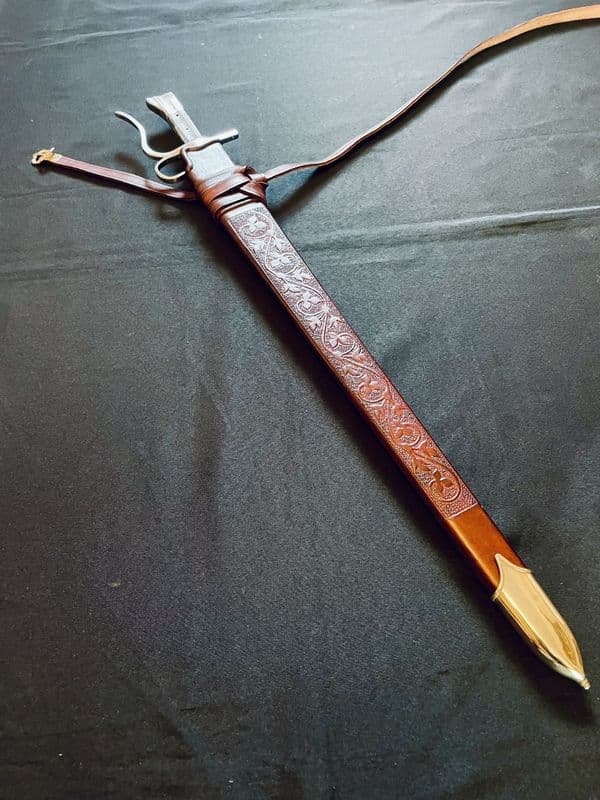 Short Swords and Messers
