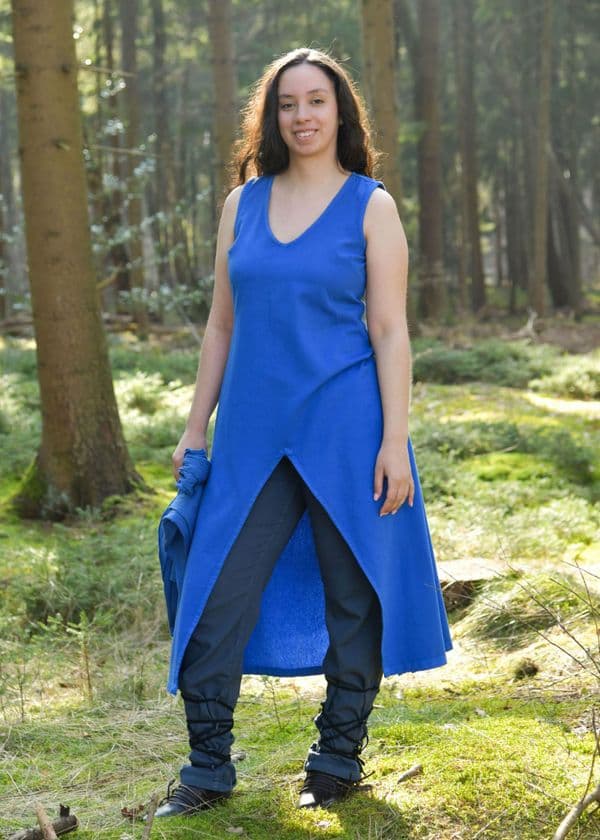 Sleeveless Dress with Shawl/Belt
