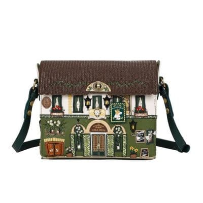 Queen Elizabeth Pub Box Bag