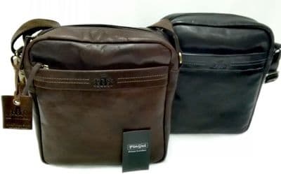 The Deep Shoulder Bag