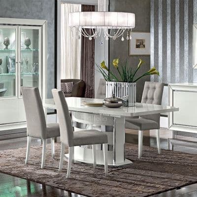 Dama Bianca Dining Table  and 4 Chairs