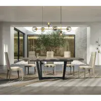 Prestige Dining Table | Tobacco Beige Cream Urban Velvet Wooden | Camel Group | Modern Contemporary | Dining room Furniture | EM Italia Online