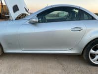 05-12 MB SLK R171 COMPLETE DOOR SILVER LEFT NS (NO CARD OR MIRROR) SLK200 SLK350