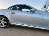 05-12 MB SLK R171 COMPLETE DOOR SILVER RIGHT (NO CARD OR MIRROR) SLK200 SLK350
