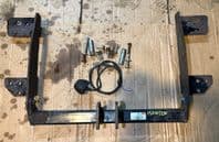 06-12 LEXUS IS220 Witter TOW BAR XE20 IS250 ( NO TOW BALL )